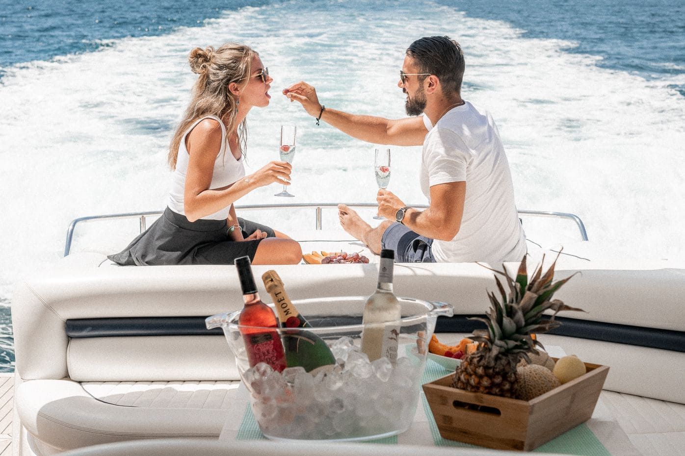 Dubai yachts couple