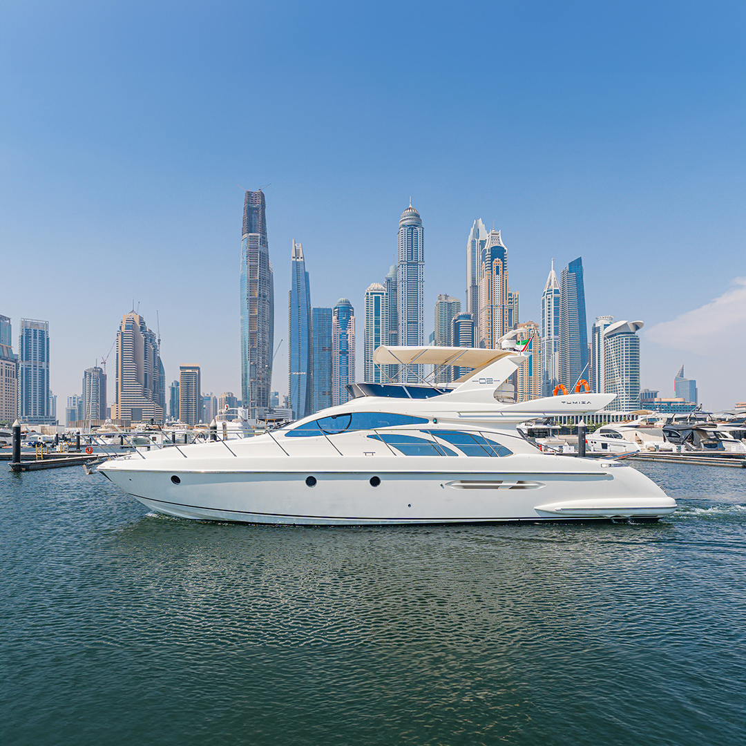 luxury yacht for rent dubai