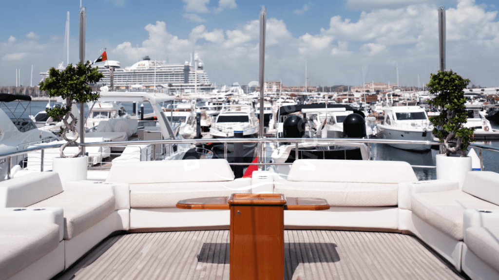 Yacht Rental in Dubai on Eid Holidays 2024