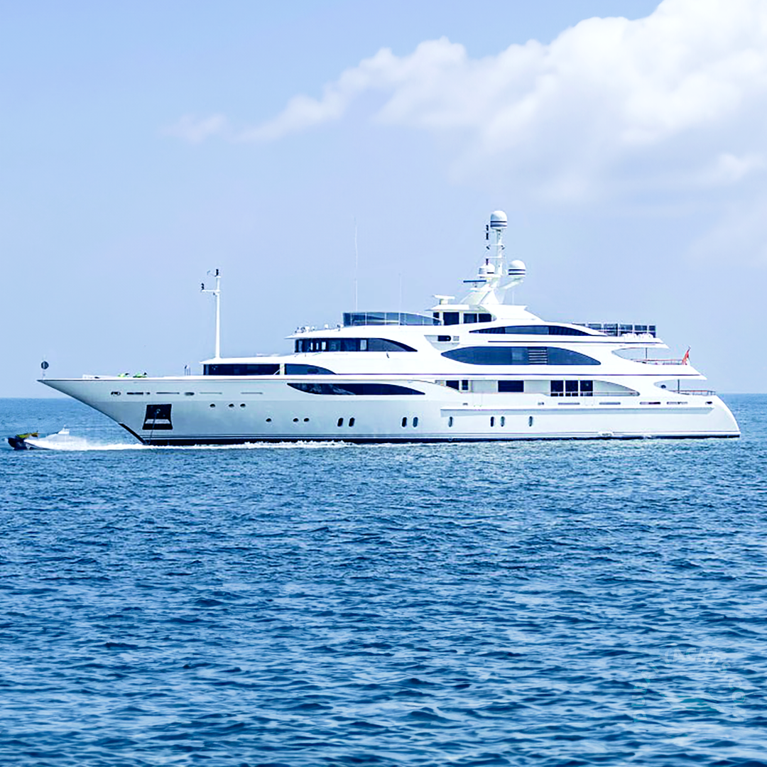 Benetti 200 ft ZARA Yacht Rental